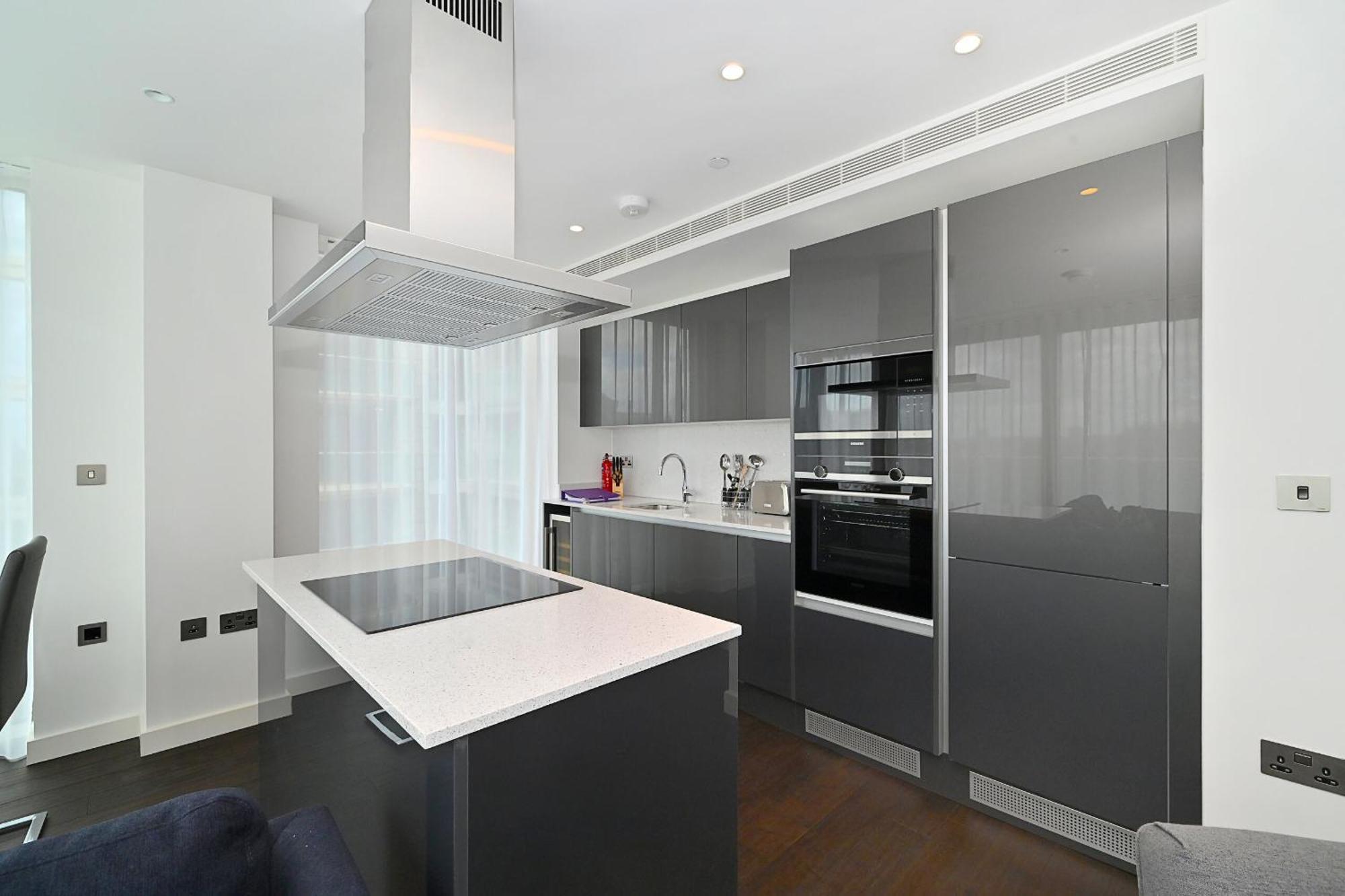 Access Tower Hill Apartment London Exterior photo