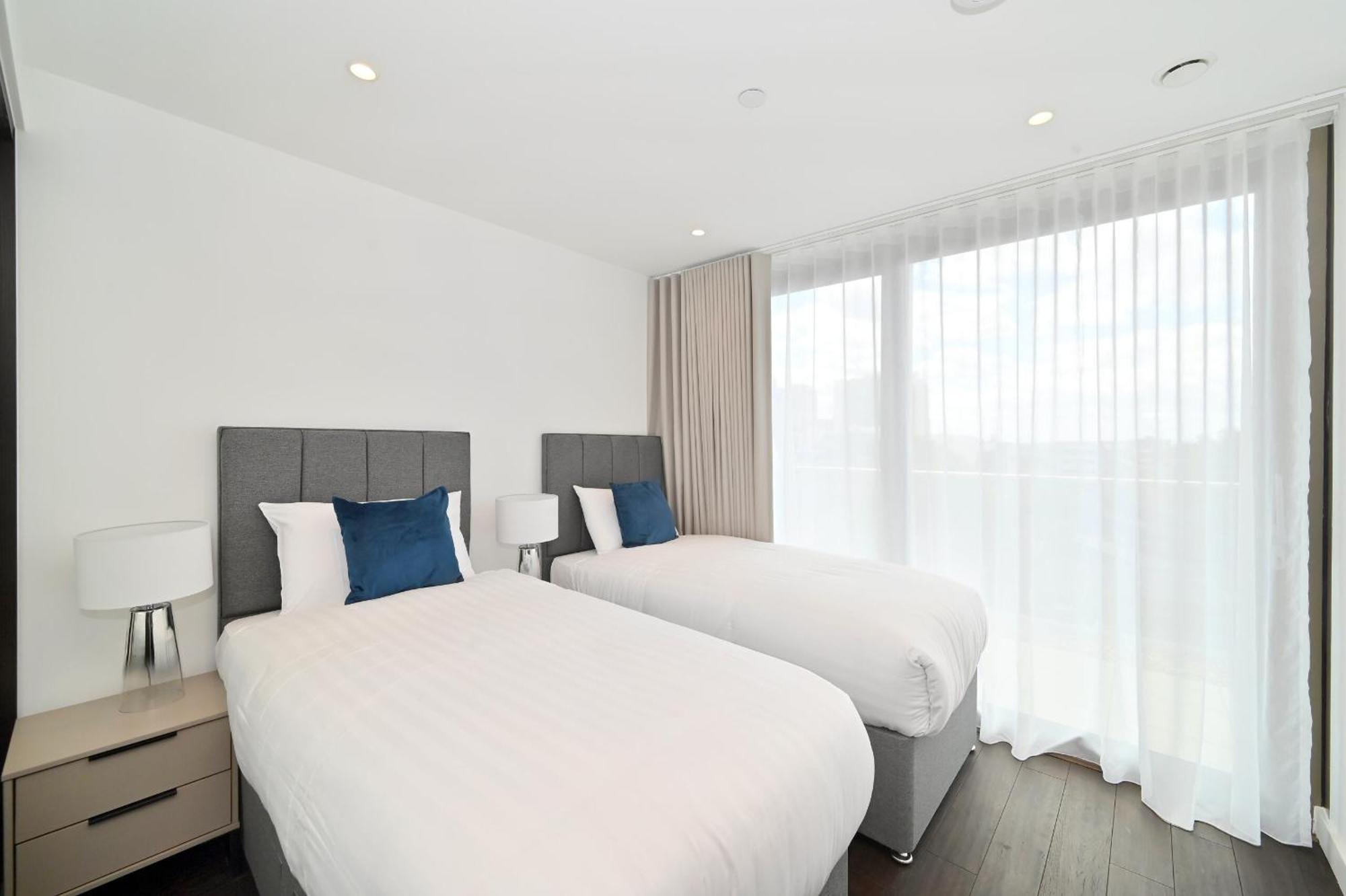 Access Tower Hill Apartment London Exterior photo