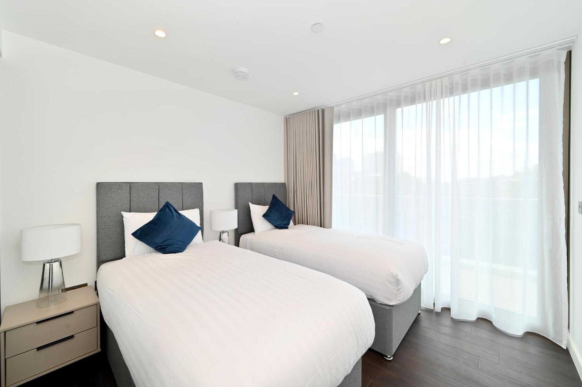 Access Tower Hill Apartment London Exterior photo