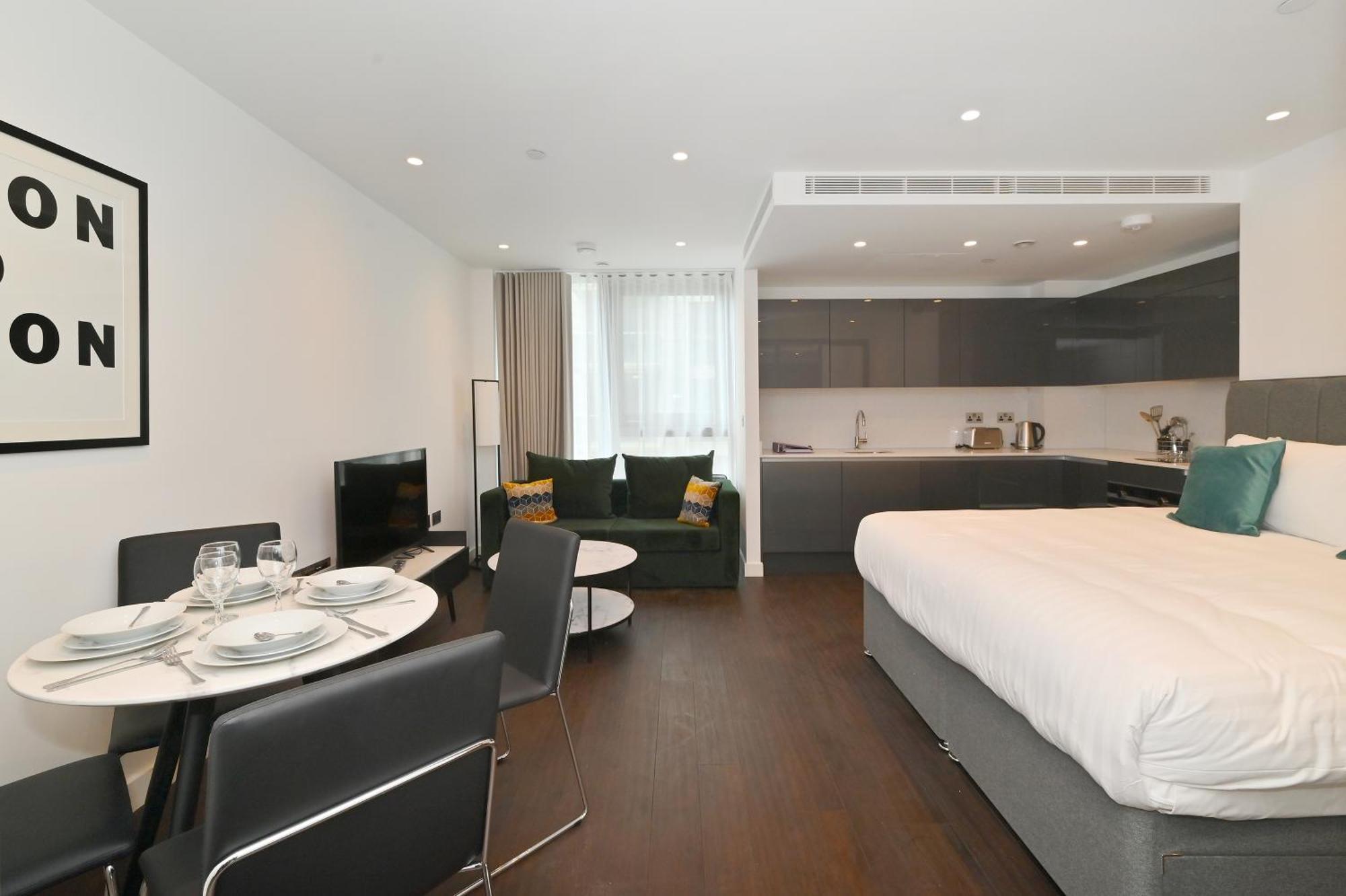 Access Tower Hill Apartment London Exterior photo